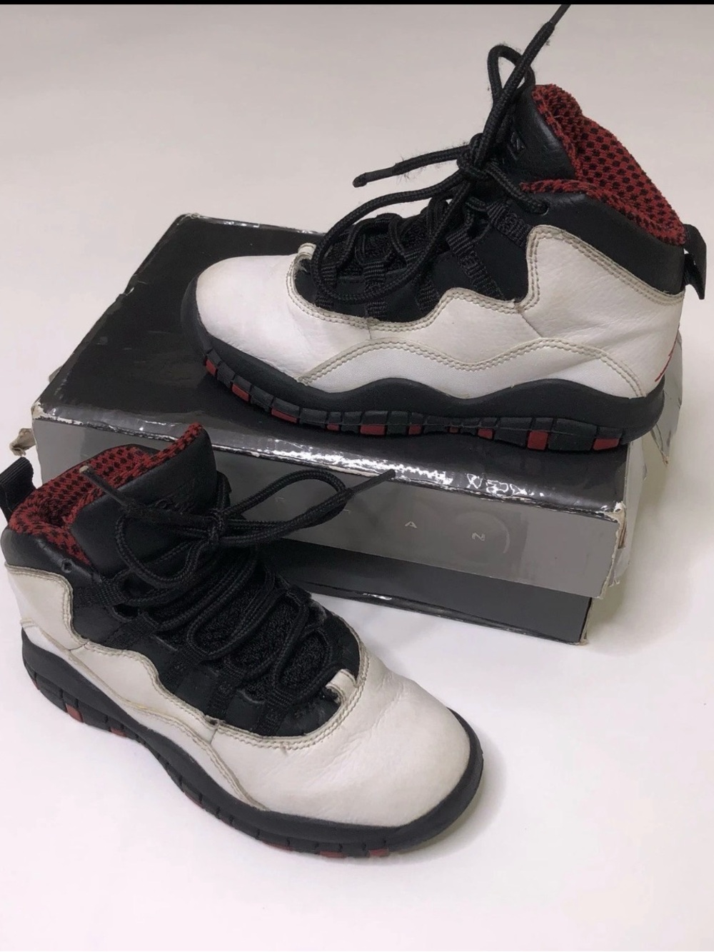 Boys Nike Air Jordan 10 X Retro White Red Black 11.5 310807-100